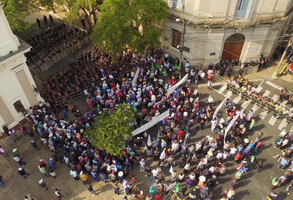 Volverán a intentar cerrar las calles - Edicion Impresa - ABC Color