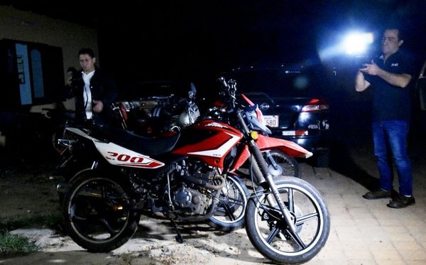 Vecinos reducen a un maleante tras fallido golpe en Barcequillo - Edicion Impresa - ABC Color