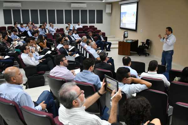 Empresas y consorcios participaron de taller sobre actualización tecnológica de Itaipú | .::Agencia IP::.