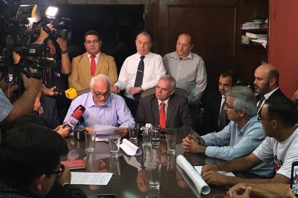 Gobierno acuerda con oleros, transportistas y ceramistas de Tobatí