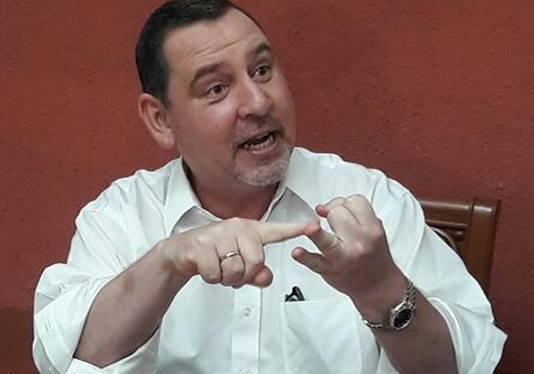 Senado podría quitar fueros a ZI