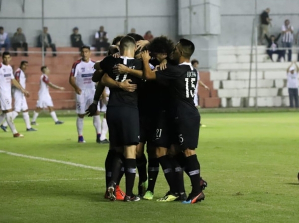 Libertad no afloja y derrota a Nacional por la minina - .::RADIO NACIONAL::.