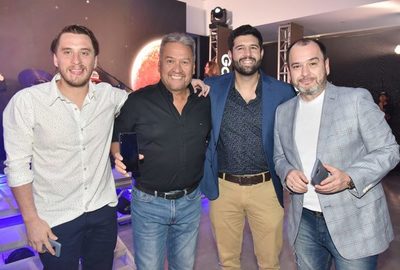 Smartphones de lujo llegan al país
