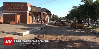 CNEL. BOGADO: ASFALTARÁN PASARELA DE LA PARADA DE ÓMNIBUS.