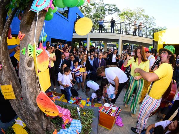 Centro de Atención Integral a la Niñez y la Adolescencia fue inaugurado en el Abasto | Paraguay en Noticias