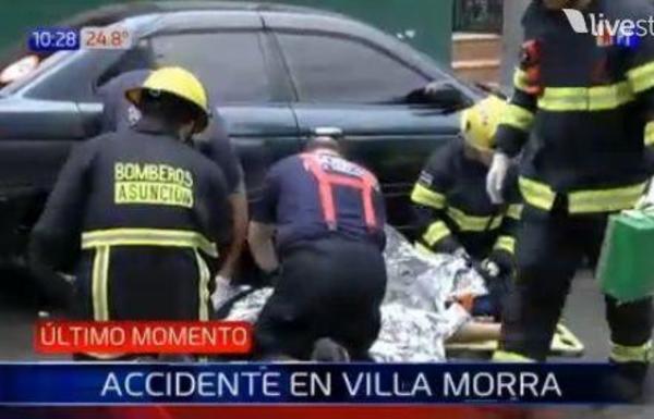 Una mujer arrolla a otra con su camioneta tras pelea en discoteca | Paraguay en Noticias