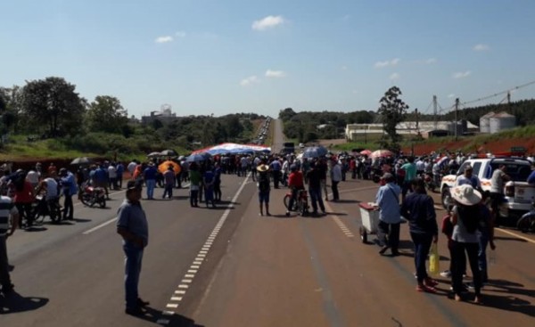 Siguen manifestaciones contra tarifazos
