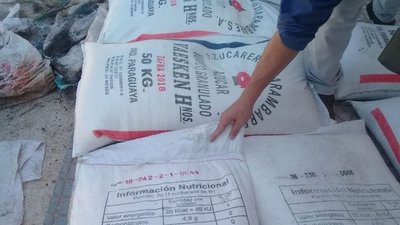 Buscan contrabando en fábrica de dulces - Nacionales - ABC Color