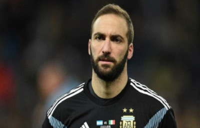 Gonzalo Higuaín no volverá a vestir la camiseta de Argentina - Radio 1000 AM