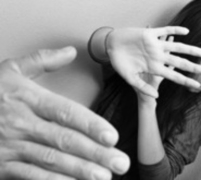 Procesan a hombre que hizo abortar a su mujer a golpes - Paraguay.com