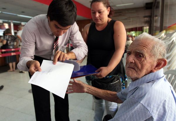 Proyectan crear un Viceministerio del Adulto Mayor