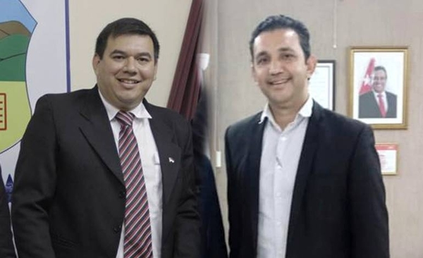 HOY / Sonríen juntos para la foto, de espalda se destrozan: "El concejal  Ojeda tiene trastorno mental"