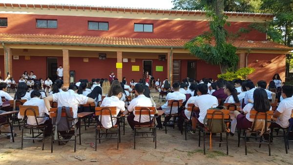 Colegio Saturio Ríos: amenazan con sentata como inicio de protestas | San Lorenzo Py