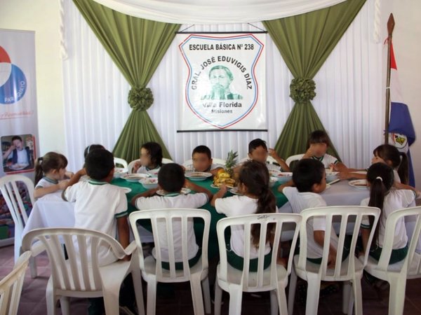 Misiones: Gobernación comenzó a repartir el almuerzo escolar | Paraguay en Noticias