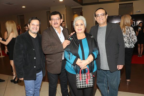 “Oscuridad” llegó al cine