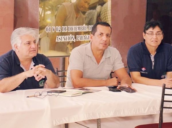 Denuncian persecución