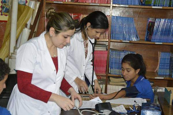 Salud llamará a concurso para contratar 877 profesionales en atención primaria » Ñanduti