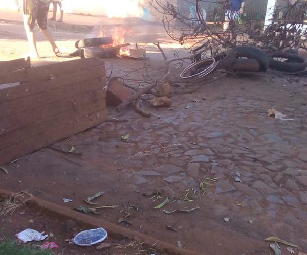 Vecinos del barrio Santa Ana están cansados de manoseo