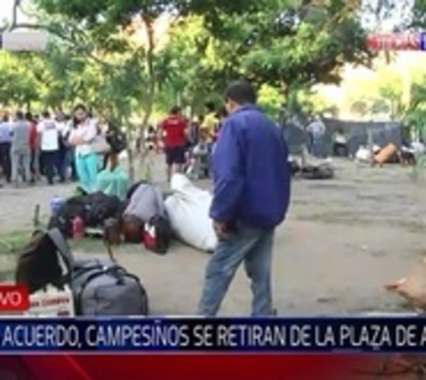 Campesinos vuelven a sus departamentos tras acuerdo con Gobierno - Paraguay.com