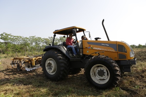 Modernización de la agricultura alcanza 85% de ejecución - ADN Paraguayo