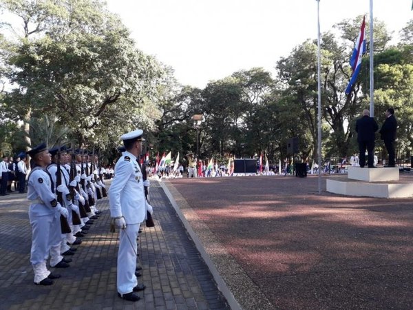 Rinden homenaje al Tte. Fariña en Caacupé | Paraguay en Noticias