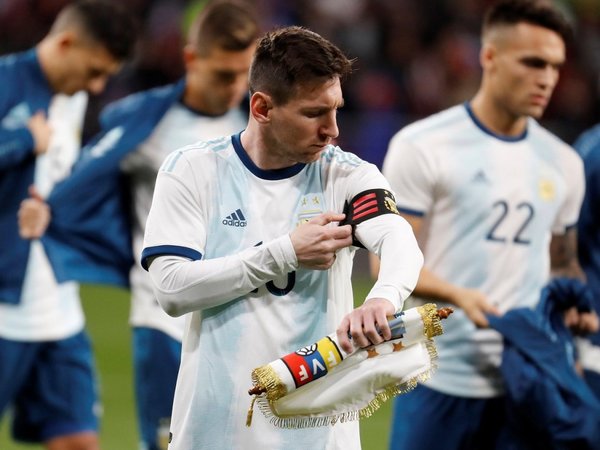 Messi destaca la 'fortuna' que tuvo España contra Paraguay en el 2010