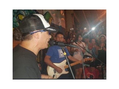 Antes del concierto chuchi Pablito Lescano pasó a saludar a su pueblo