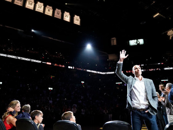 San Antonio Spurs retiró la camiseta número 20 de Ginóbili
