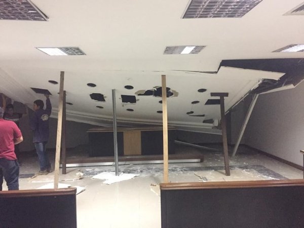 Cae cielo raso del Poder Judicial de Oviedo - Nacionales - ABC Color