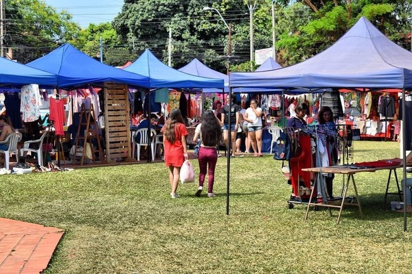 ¡Ñande Feria 2x1 este sábado y domingo en el Polideportivo del Salesianito! » Ñanduti