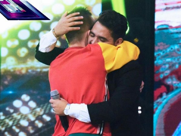 Paraguayo emociona a jurado y hace historia en programa de Bolivia