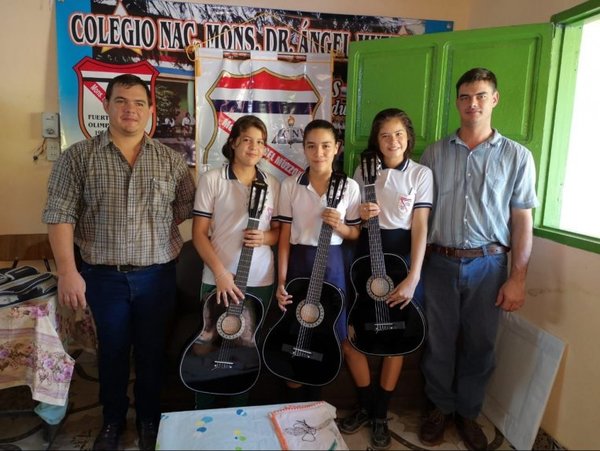 Estudiantes del Chaco reciben instrumentos musicales - Nacionales - ABC Color