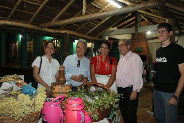 Representantes de la Universidad de Málaga destacan valiosa historia jesuítica guaraní | Paraguay en Noticias
