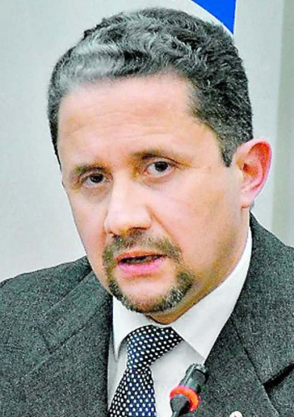 Amplían denuncia contra candidato - Edicion Impresa - ABC Color