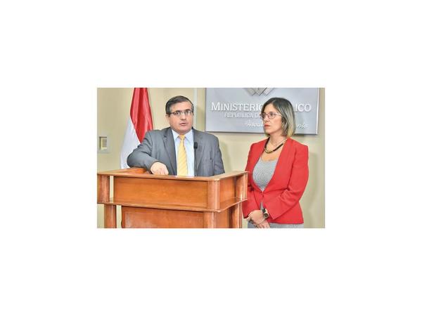 Con chicanas senador traba caso por lesión de confianza