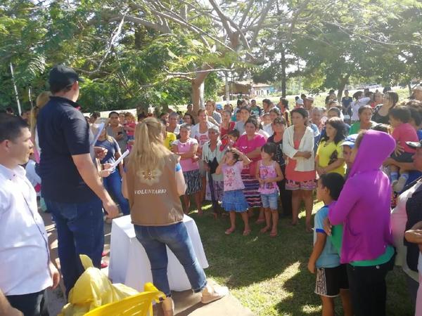 Entregan víveres por “Paraguay Solidario” a familias de San Pedro y Cordillera | .::Agencia IP::.