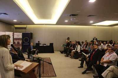 Debaten sobre plan de reforma del sistema de protección social · Radio Monumental 1080 AM