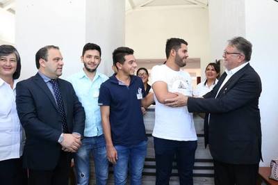 Residencia Universitaria recibe 62 estudiantes – Prensa 5