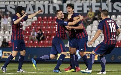 Cerro Porteño no perdona y golea a un Nacional que jugó con 10 hombres desde el minuto 1 | Paraguay en Noticias 