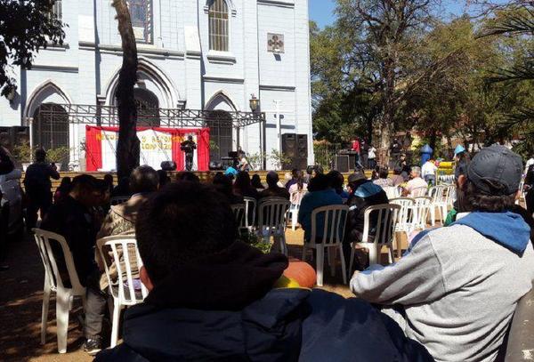 San Lorenzo: Realizan festival en contra de la corrupción y el estacionamiento tarifado | Paraguay en Noticias