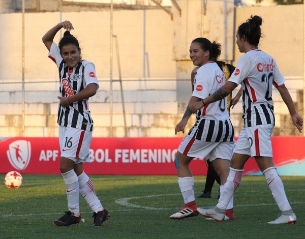 Arrancó con todo el torneo Apertura de fútbol femenino