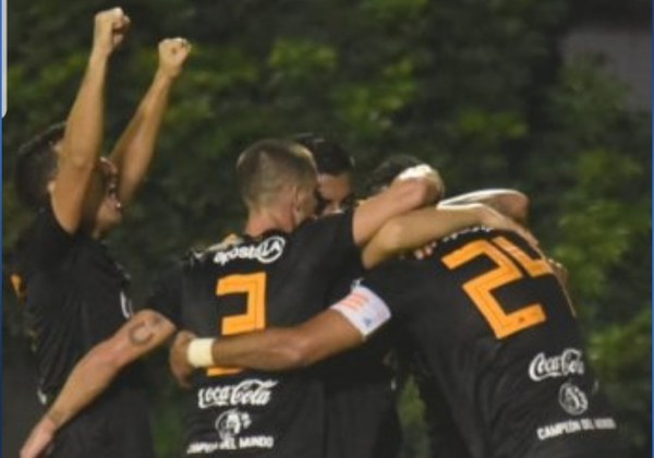 Noche redonda para Olimpia que extiende su ventaja en la cima del Apertura - Digital Misiones