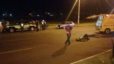 MOTOCICLISTA EBRIO ATROPELLÓ A INSPECTOR DE LA PATRULLA CAMINERA.