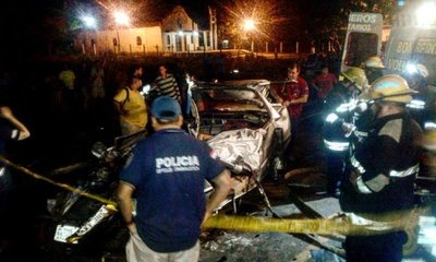 Camión en medio de ruta provoca accidente fatal - Nacionales - ABC Color