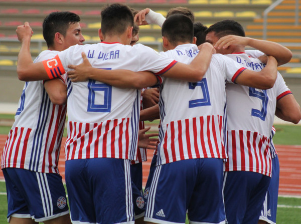 Paraguay se impuso ante Uruguay en un duelo vibrante
