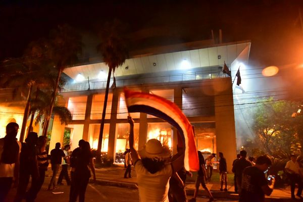 31M: Dos años de la crisis que sacudió Paraguay e incendió el Congreso