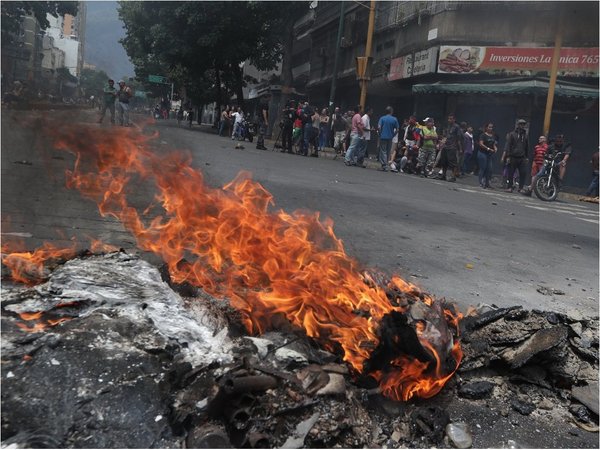 Se encienden las protestas por el apagón en Venezuela