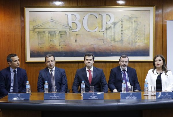 BCP: Asumió nueva titular de la Superintendencia de Seguros