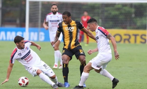 HOY / Vibrante paridad en Dos Bocas