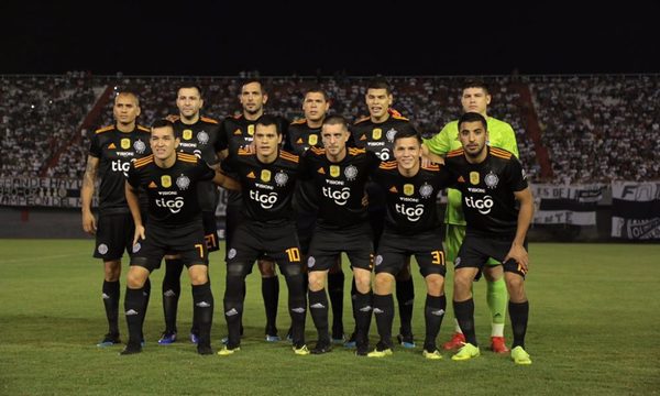 Olimpia se distancia tras derrota de Cerro Porteño